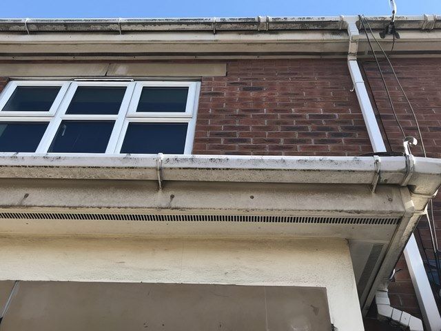 Fasci and Soffit Cleaning Before
