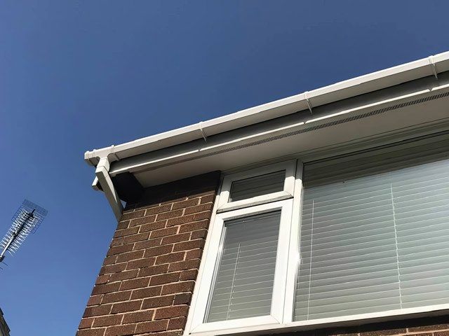 fascia-soffit-cleaning-1a-kireth-ai